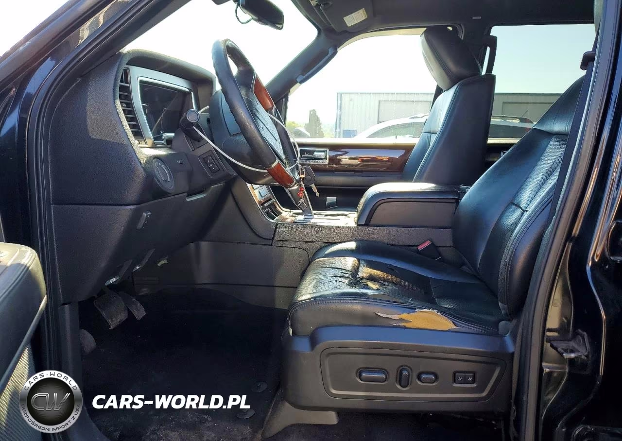 2011 Lincoln Navigator L VIN:5LMJJ3J57BEJ00432 - 7