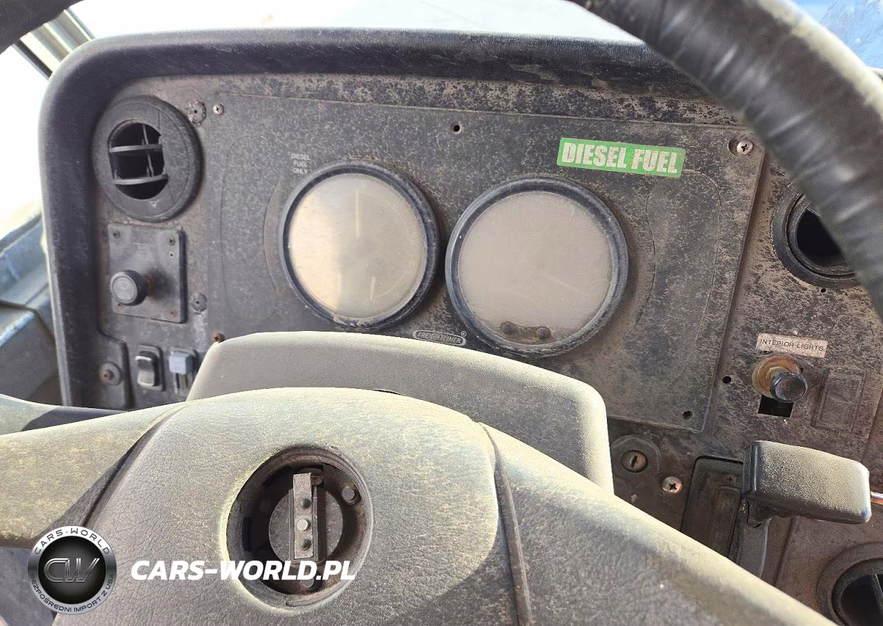 2005 Freightliner Mt45 Chassis Delivery Truck VIN:4UZAANBW75CU89112 - 9