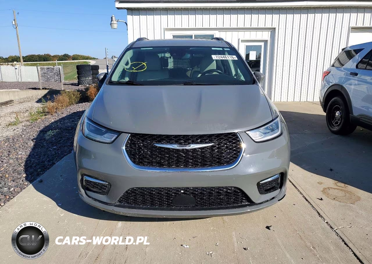 2021 Chrysler Pacifica Touring L VIN:2C4RC1BG5MR591856 - 5
