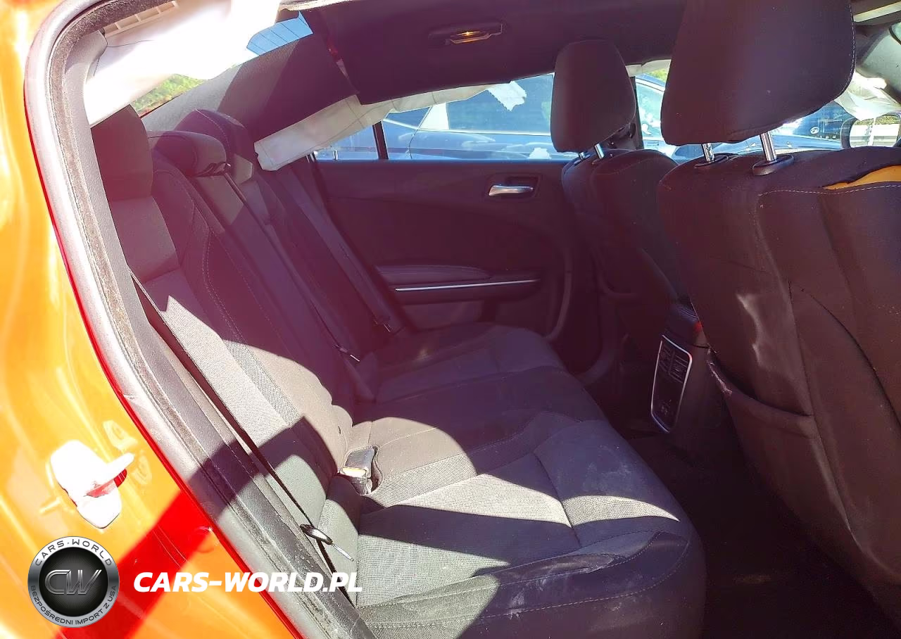 2022 Dodge Charger Sxt VIN:2C3CDXBG2NH152213 - 10