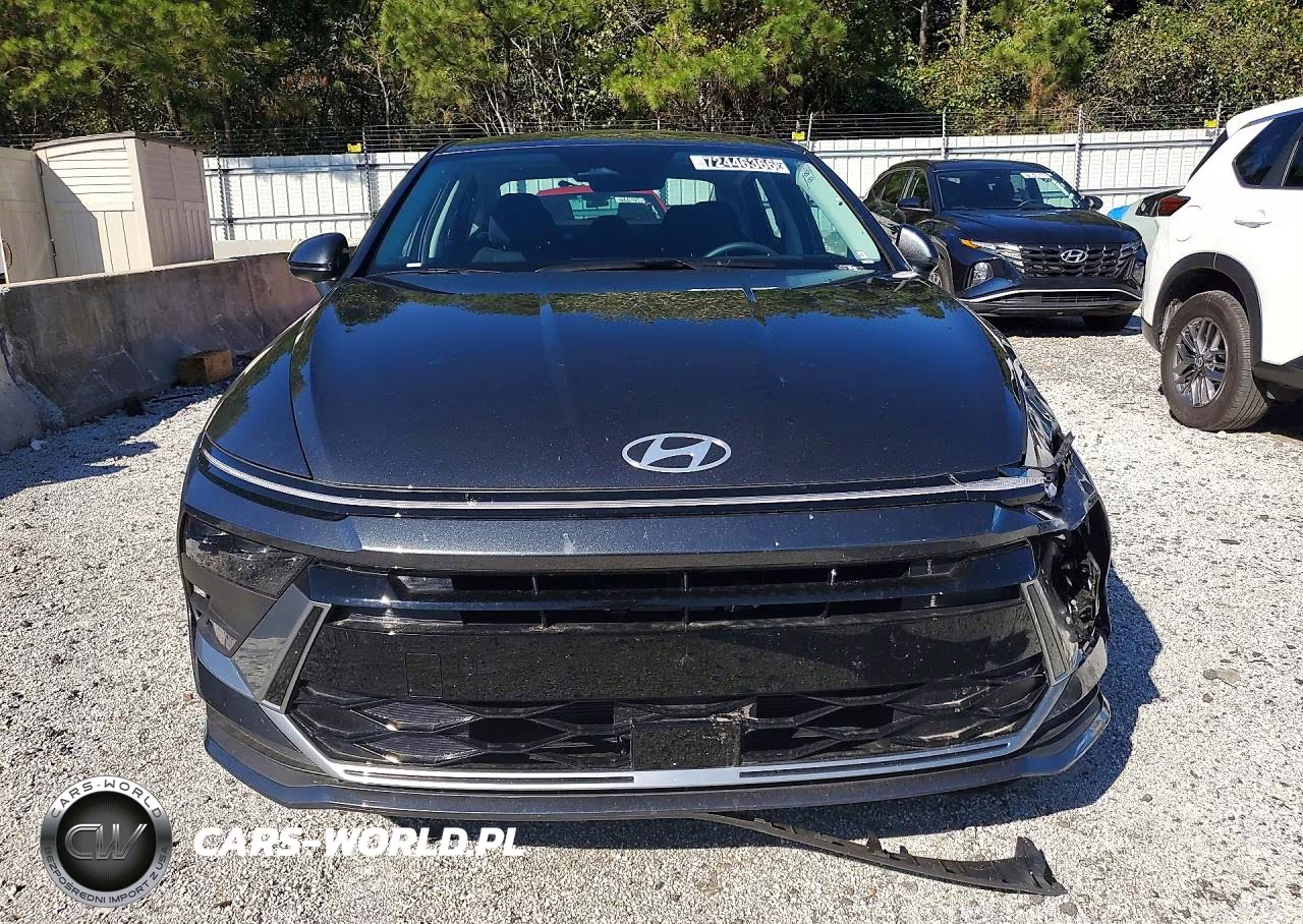 2026 Hyundai Sonata Hybrid Blue VIN:KMHL24JJ8TA187939 - 5