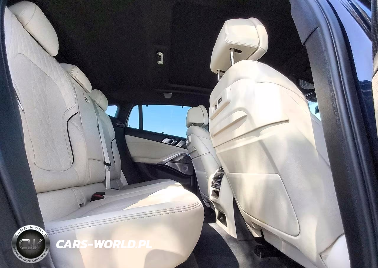 2021 BMW X6 M50I VIN:5UXCY8C0XM9H25687 - 10