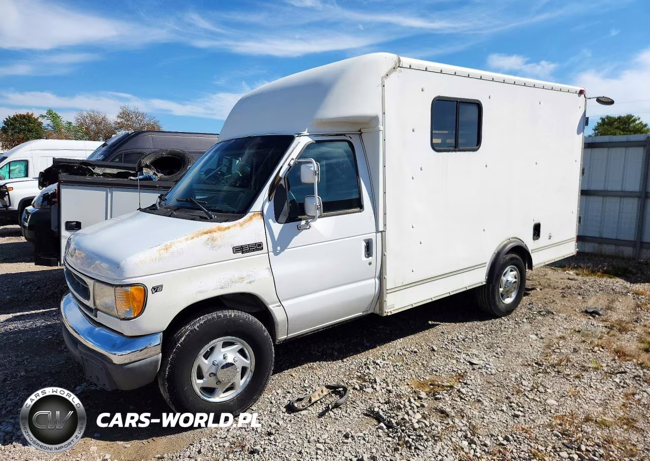 2000 Ford Econoline E350 Super Duty Cutaway Van VIN:1FDSE35L1YHB88163 - 1