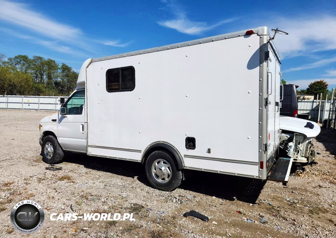 2000 Ford Econoline E350 Super Duty Cutaway Van VIN:1FDSE35L1YHB88163 - 2