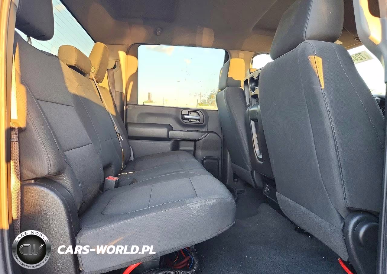 2020 Chevrolet Silverado K2500 Custom VIN:1GC4YME73LF345743 - 10