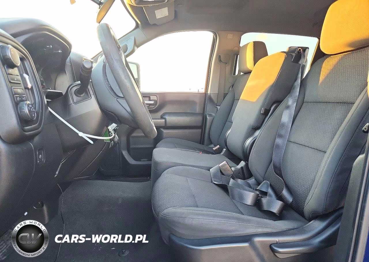 2020 Chevrolet Silverado K2500 Custom VIN:1GC4YME73LF345743 - 7