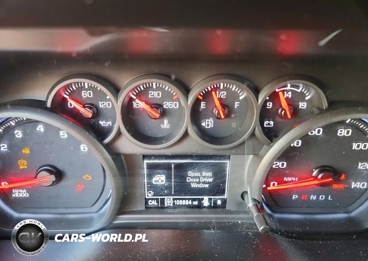 2020 Chevrolet Silverado K2500 Custom VIN:1GC4YME73LF345743 - 9