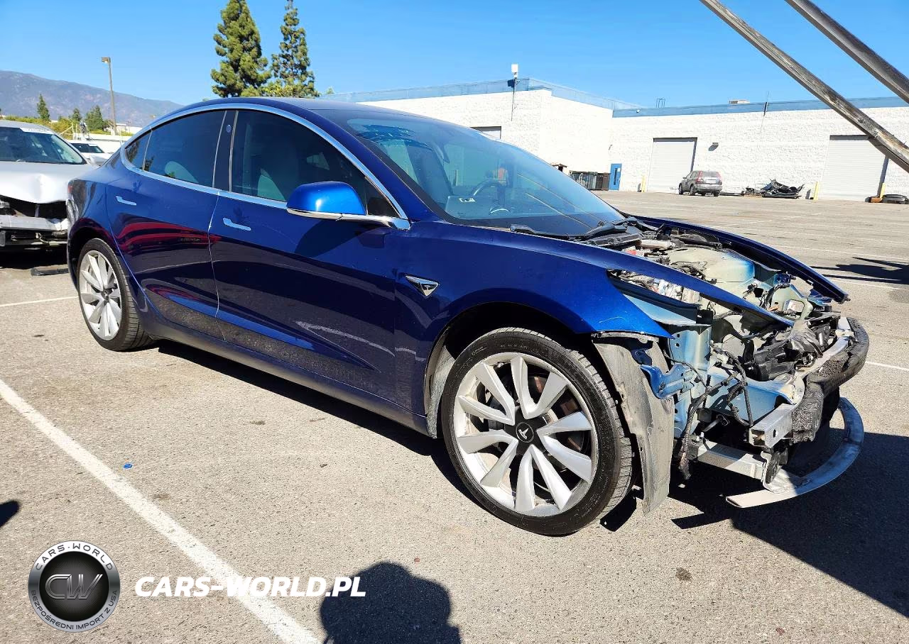 2018 Tesla Model 3 VIN:5YJ3E1EA3JF155912 - 4
