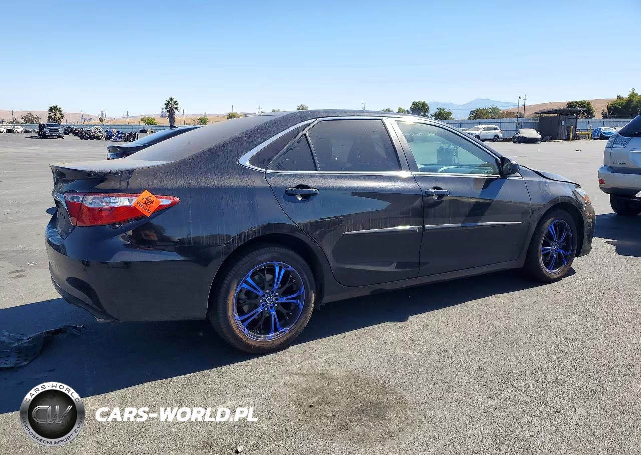 2016 Toyota Camry Se VIN:4T1BF1FKXGU135135 - 3