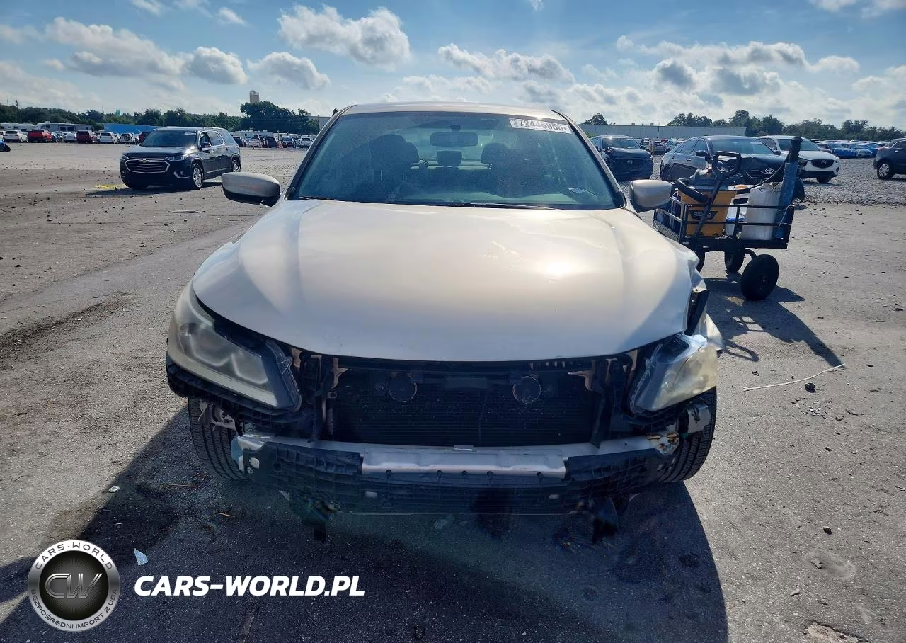 2017 Honda Accord Lx VIN:1HGCR2F30HA042384 - 5
