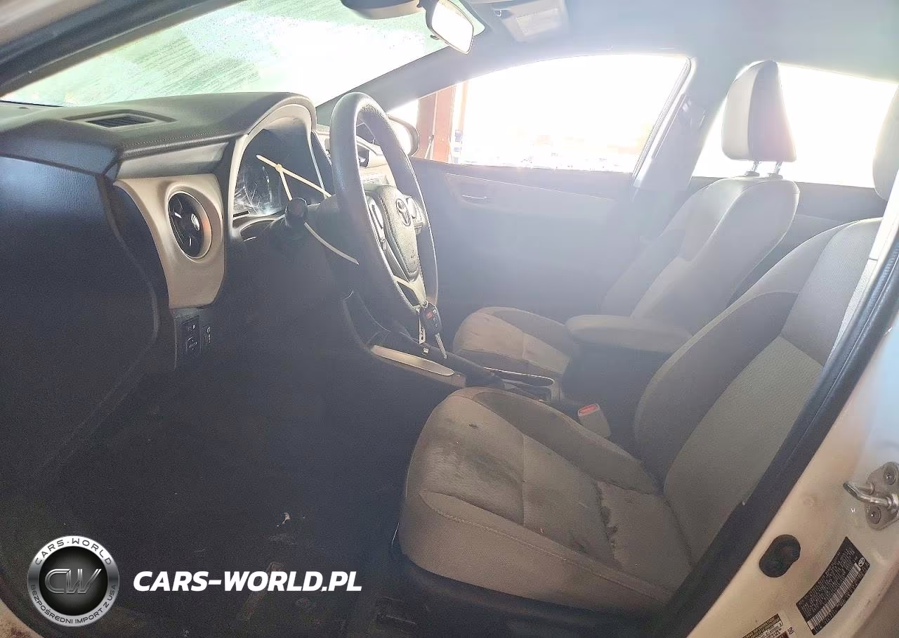 2017 Toyota Corolla Le VIN:5YFBURHE0HP682896 - 7