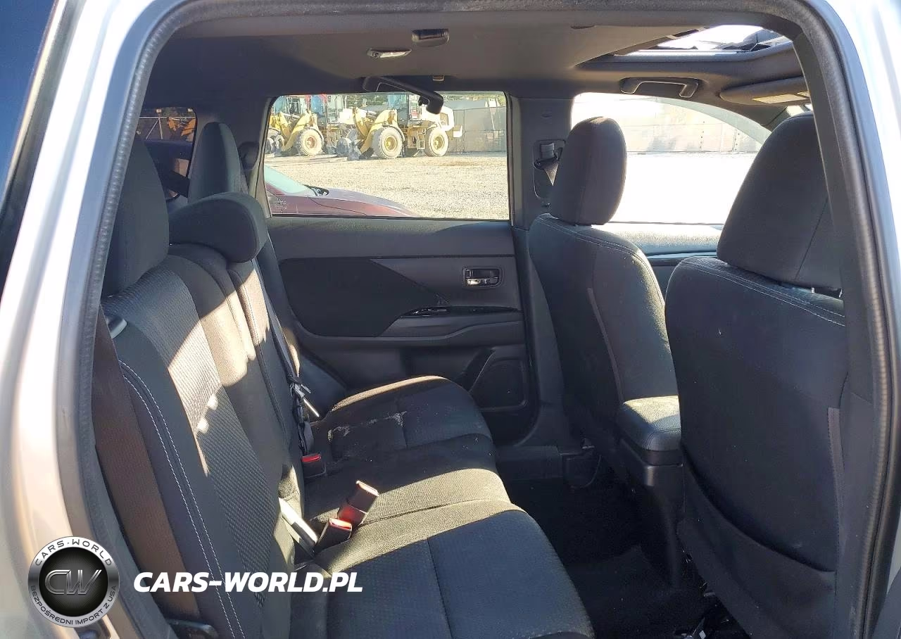 2018 Mitsubishi Outlander Se VIN:JA4AD3A39JZ050941 - 11