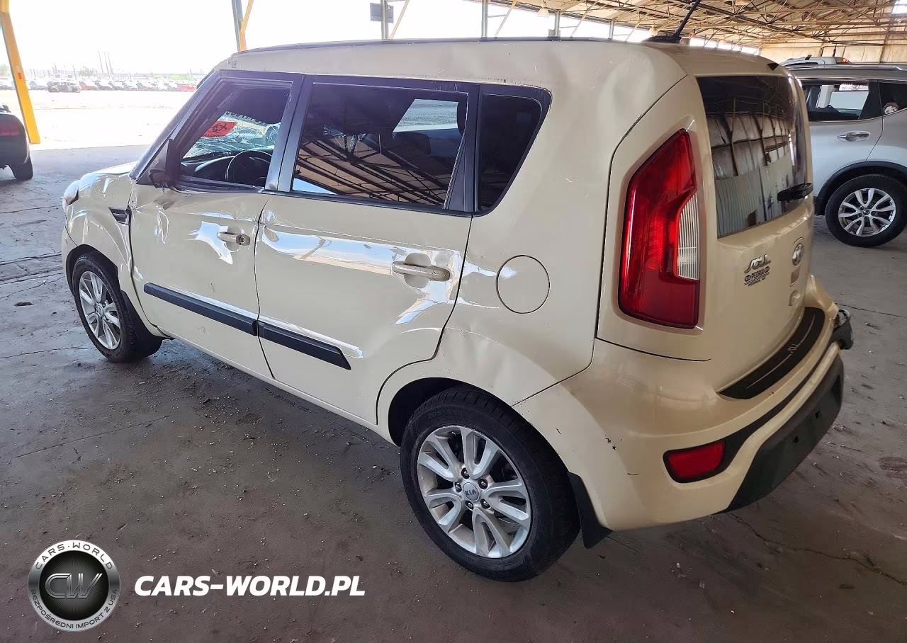 2013 Kia Soul + VIN:KNDJT2A66D7560807 - 2