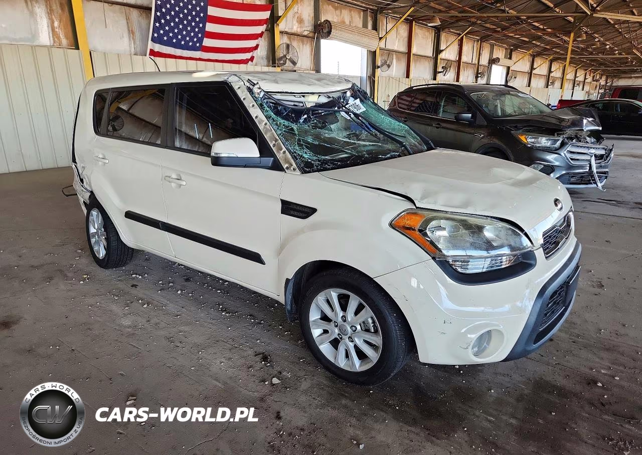 2013 Kia Soul + VIN:KNDJT2A66D7560807 - 4