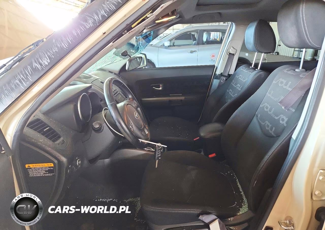2013 Kia Soul + VIN:KNDJT2A66D7560807 - 7