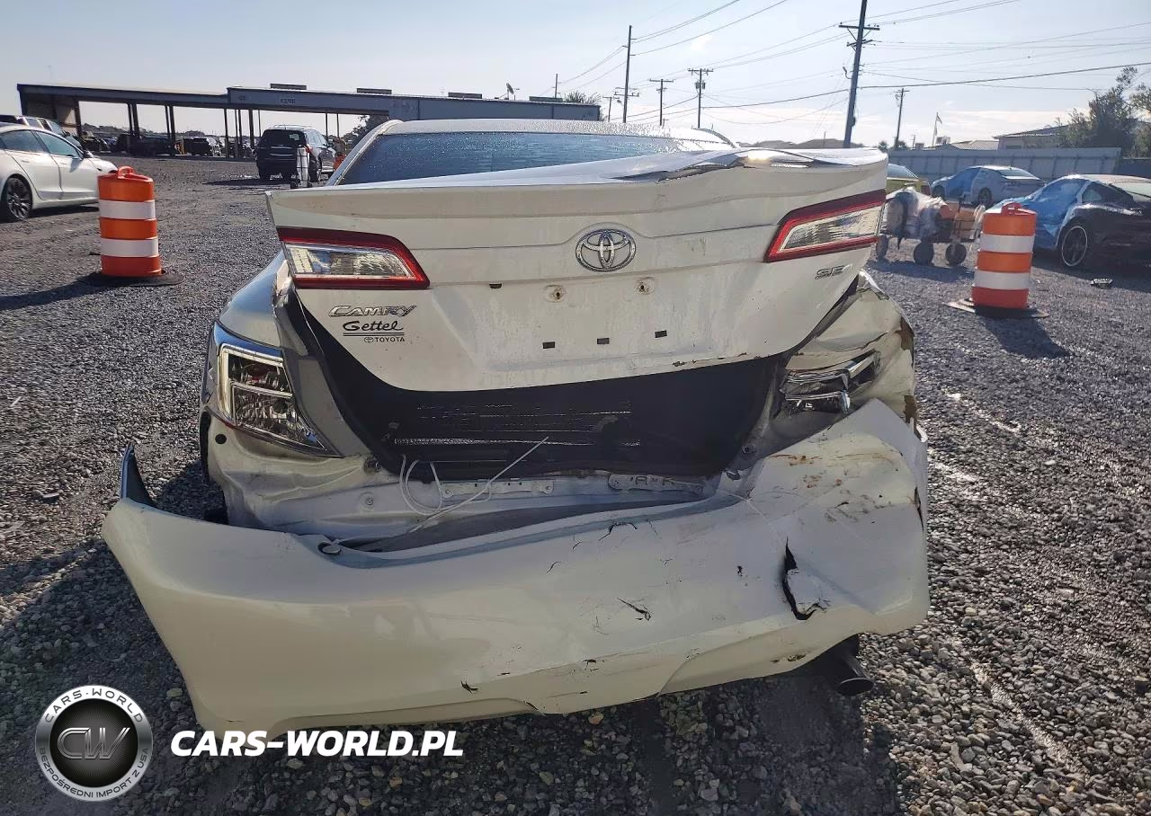 2014 Toyota Camry Se VIN:4T1BF1FKXEU452779 - 6