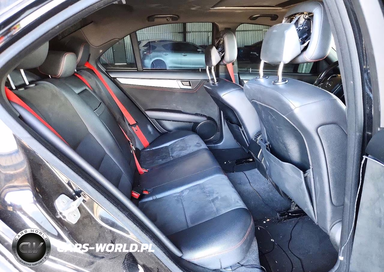 2013 MERCEDES-BENZ C 250 VIN:WDDGF4HB1DA804551 - 10