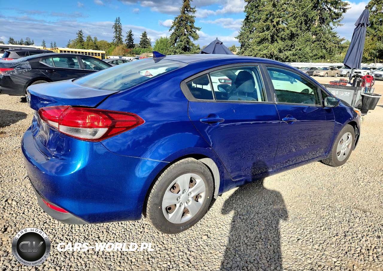 2017 Kia Forte Lx VIN:3KPFK4A79HE156550 - 3