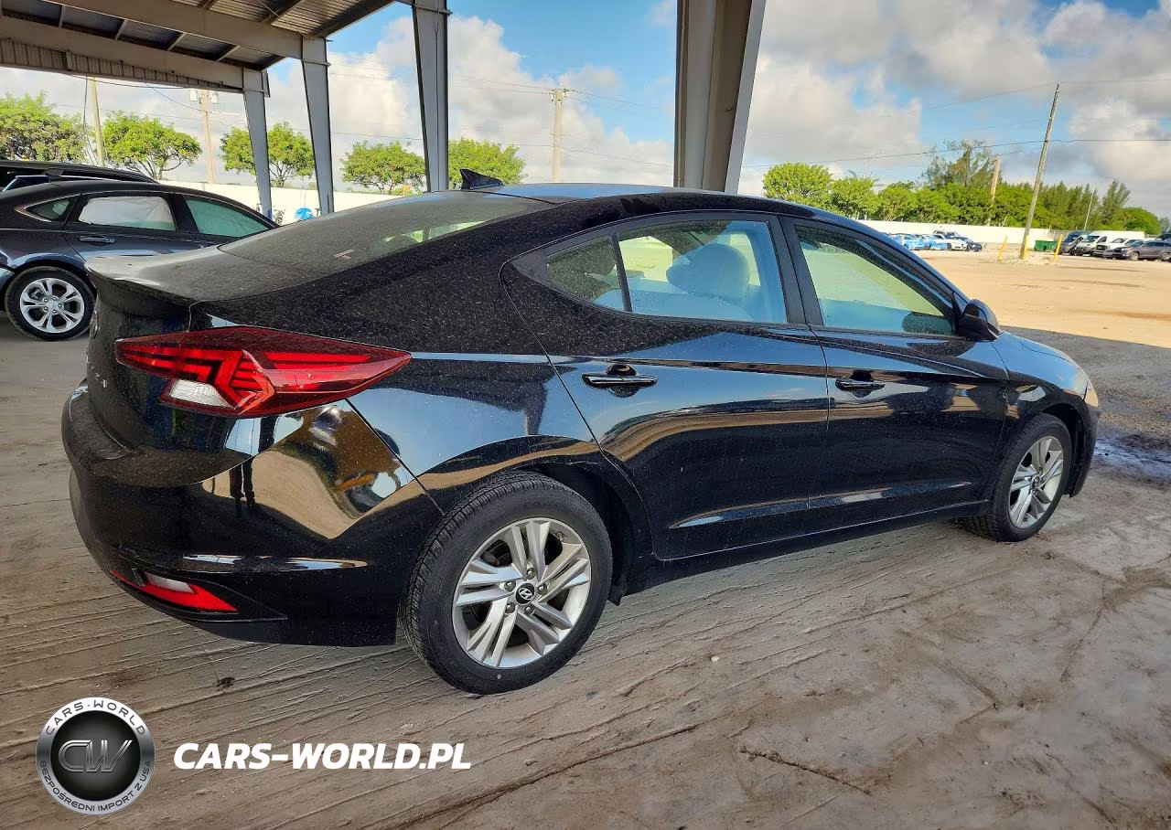 2019 Hyundai Elantra Sel VIN:KMHD84LF8KU832002 - 3