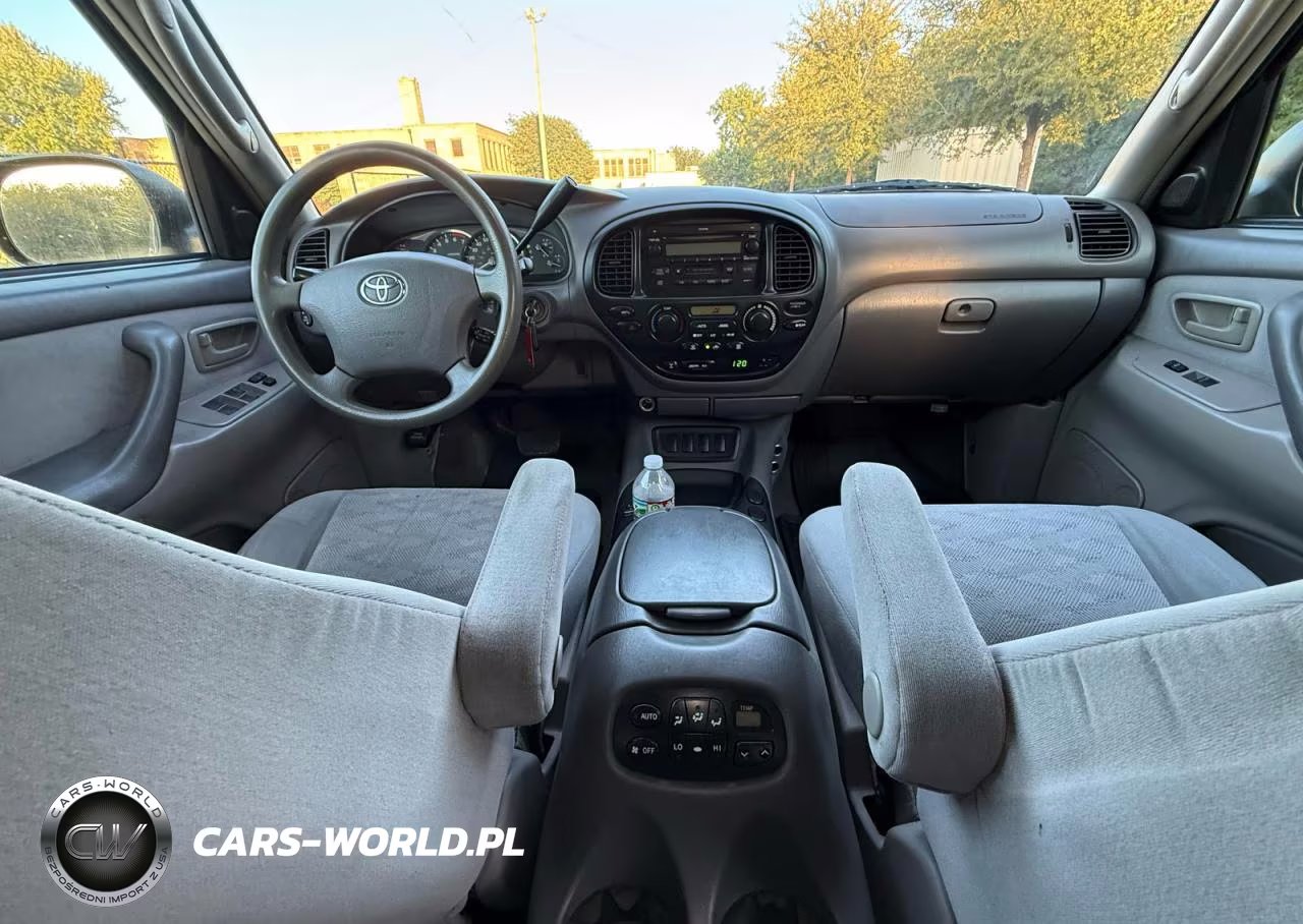 2005 Toyota Sequoia Sr5 VIN:5TDBT44A05S236291 - 9