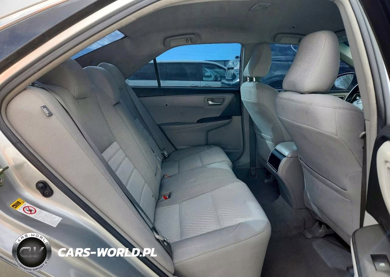 2016 Toyota Camry Le VIN:4T4BF1FK2GR550004 - 10