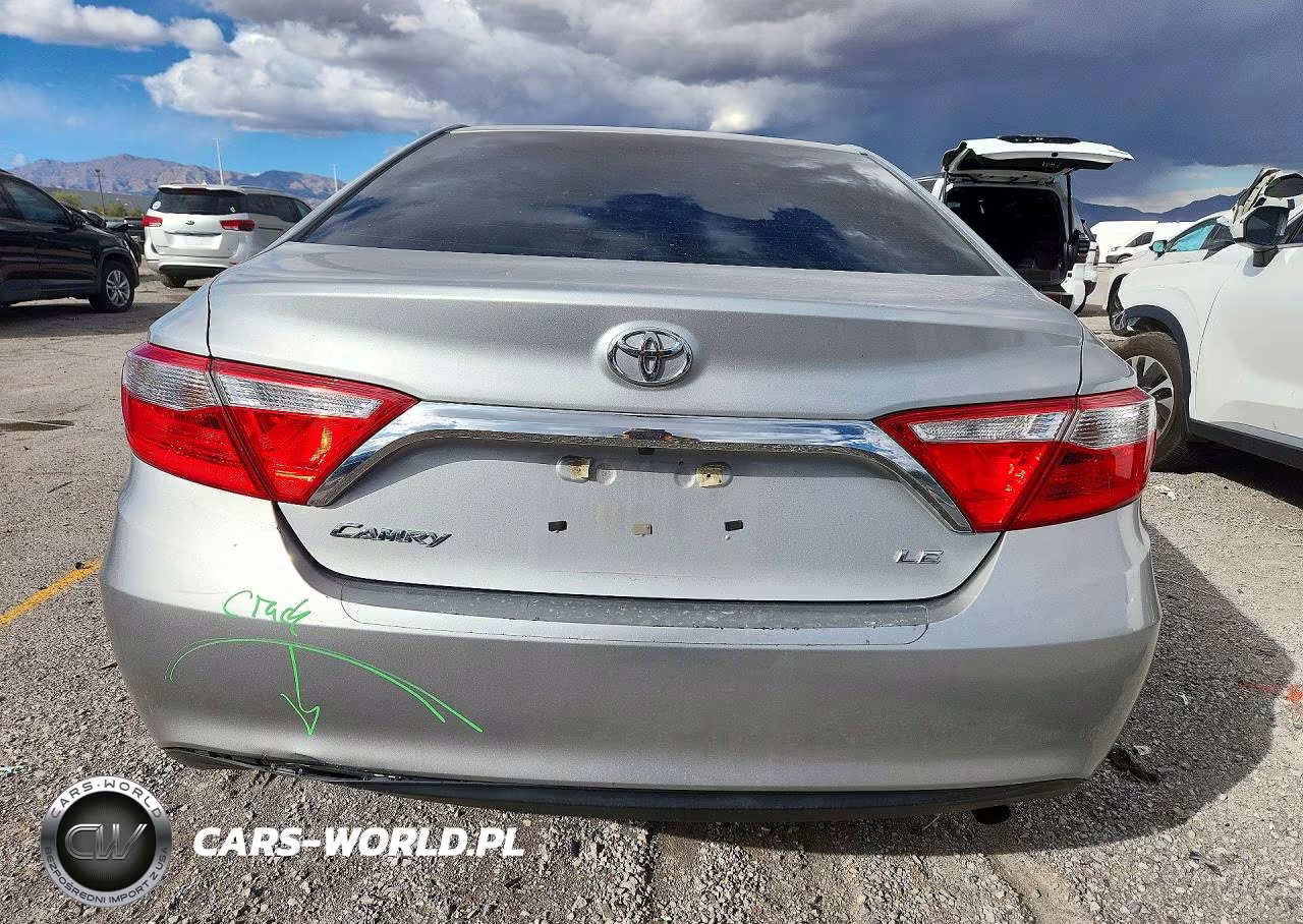 2016 Toyota Camry Le VIN:4T4BF1FK2GR550004 - 6