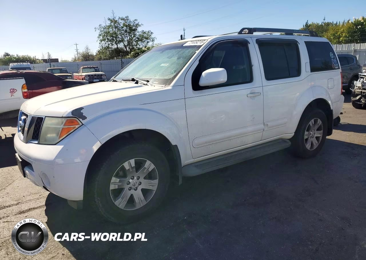 2005 Nissan Pathfinder Xe