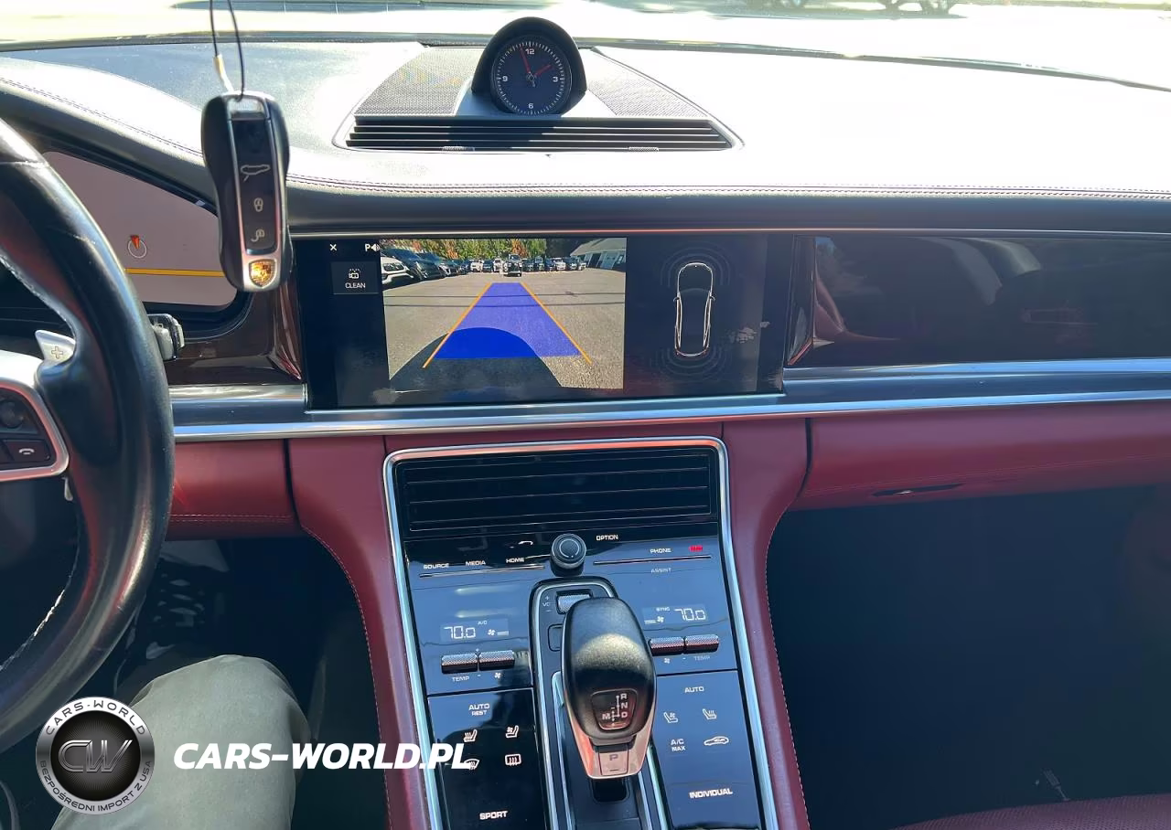 2018 Porsche Panamera 4 VIN:WP0AA2A72JL100268 - 10