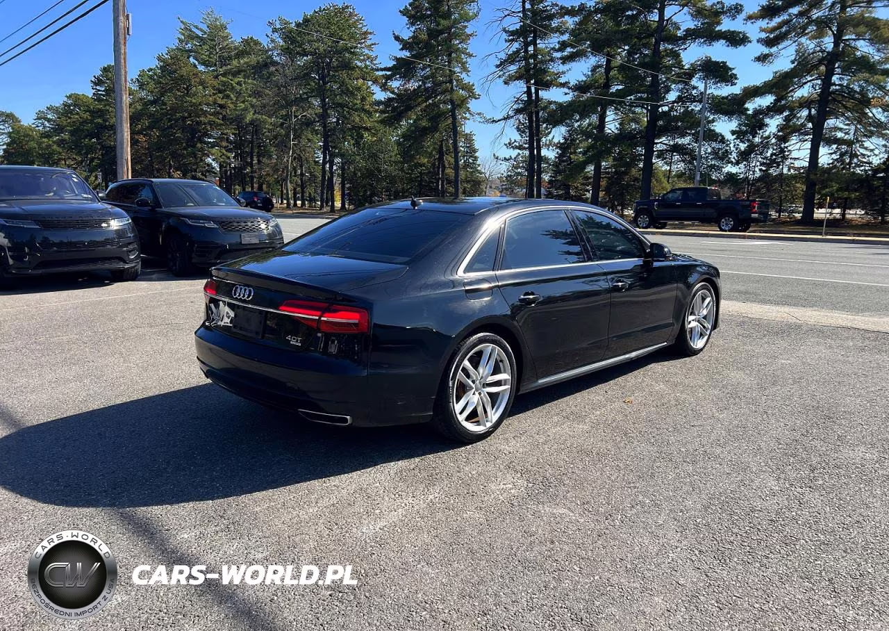 2017 Audi A8 L Quattro VIN:WAU43AFDXHN014203 - 4