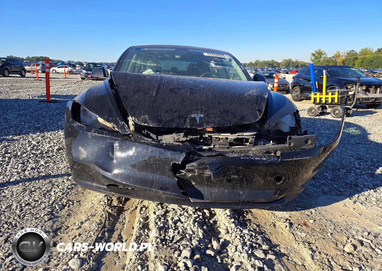 2025 Tesla Model 3 VIN:5YJ3E1EB5SF941186 - 5