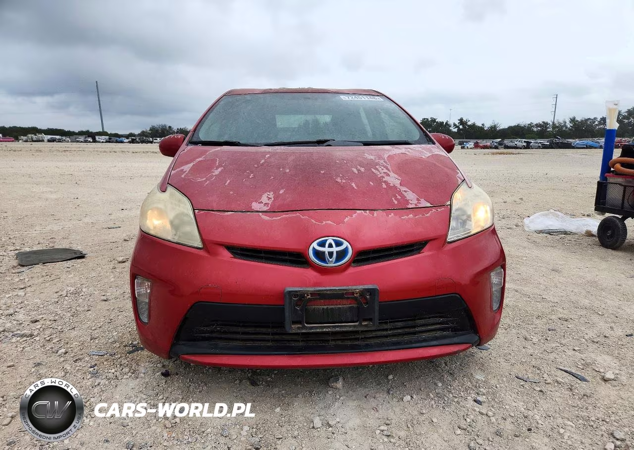 2013 Toyota Prius Two VIN:JTDKN3DU3D0337048 - 5