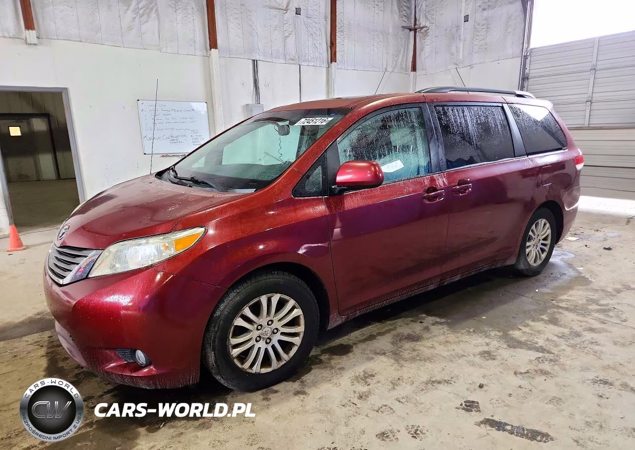 2012 Toyota Sienna Xle 8-Passenger VIN:5TDYK3DC8CS213301 - 1