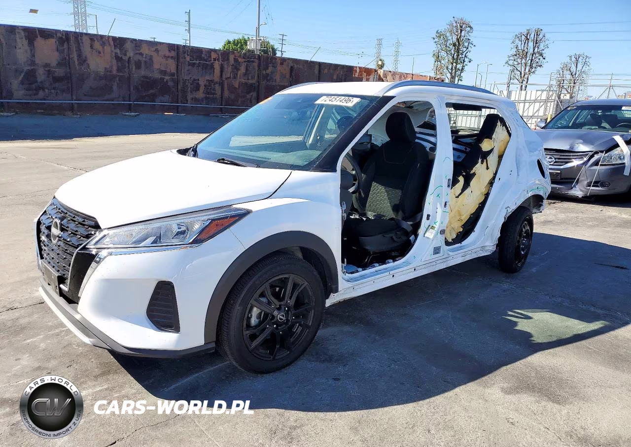 2023 Nissan Kicks Sv