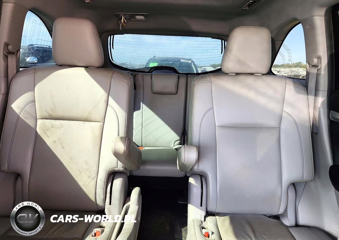 2019 Toyota Highlander Xle VIN:5TDJZRFH1KS583559 - 10