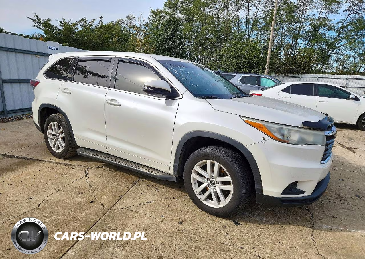 2016 Toyota Highlander Le VIN:5TDZARFH2GS021218 - 4