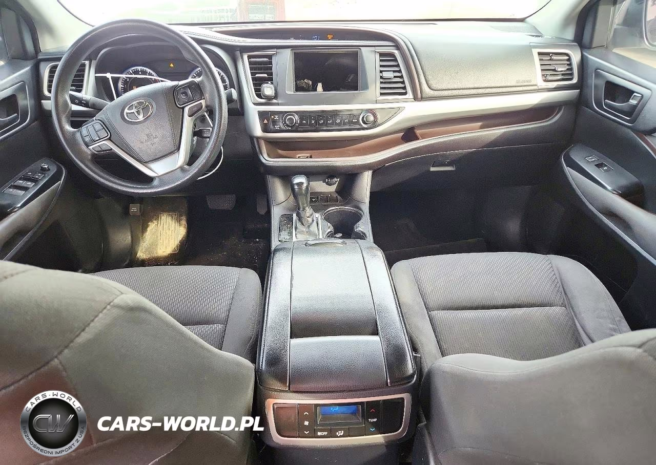 2016 Toyota Highlander Le VIN:5TDZARFH2GS021218 - 8