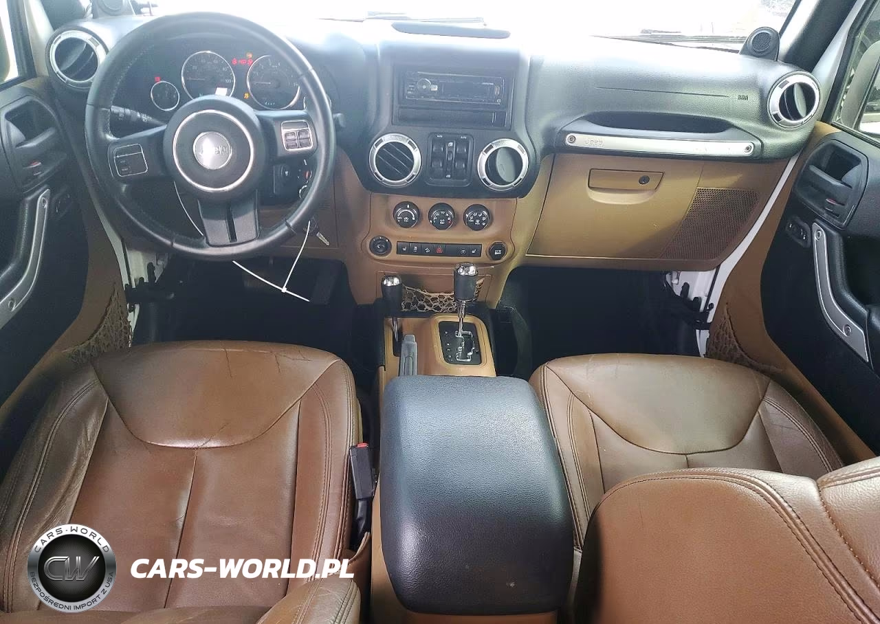 2014 Jeep Wrangler Unlimited Rubicon VIN:1C4BJWFG4EL120032 - 8