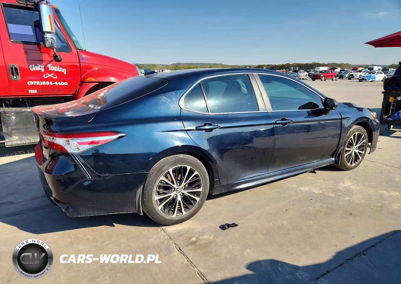 2020 Toyota Camry Se VIN:4T1G11AK1LU877199 - 3