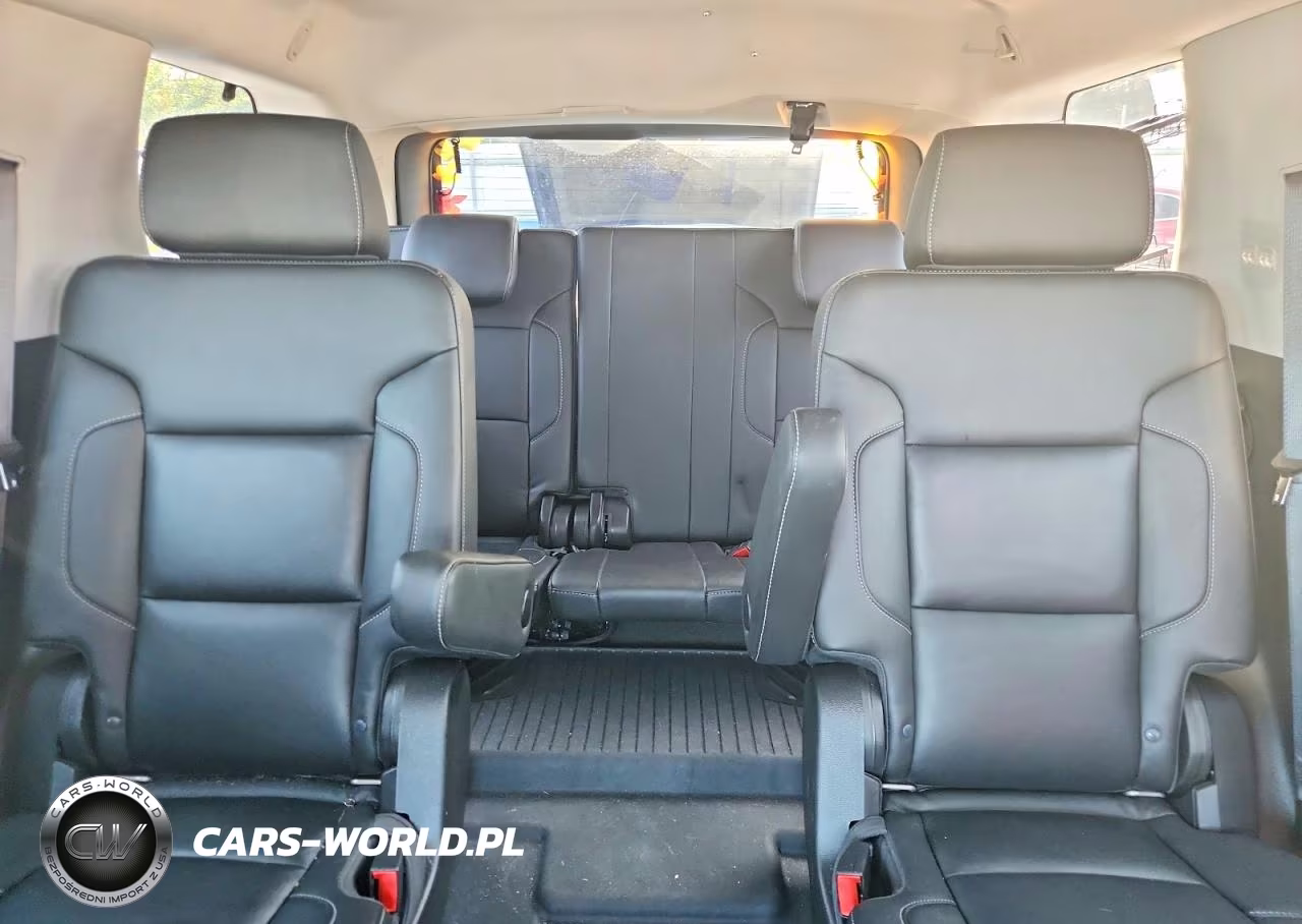 2018 Chevrolet Tahoe C1500 Lt VIN:1GNSCBKC7JR380333 - 10