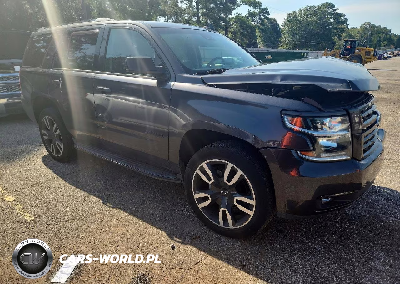 2018 Chevrolet Tahoe C1500 Lt VIN:1GNSCBKC7JR380333 - 4