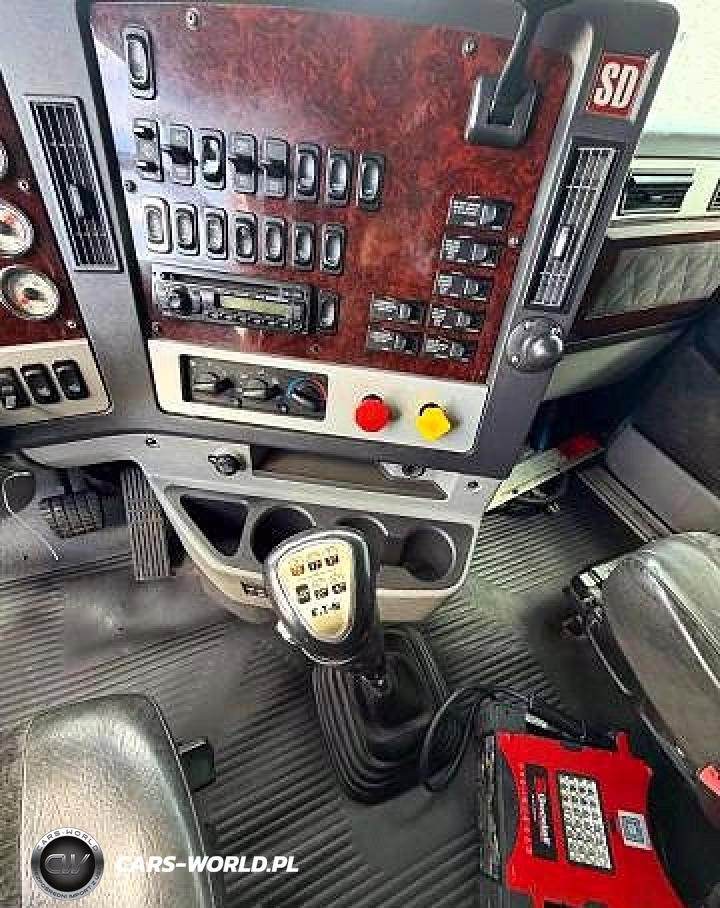 2015 Freightliner 122Sd VIN:3AKJGND11FDGR4029 - 11