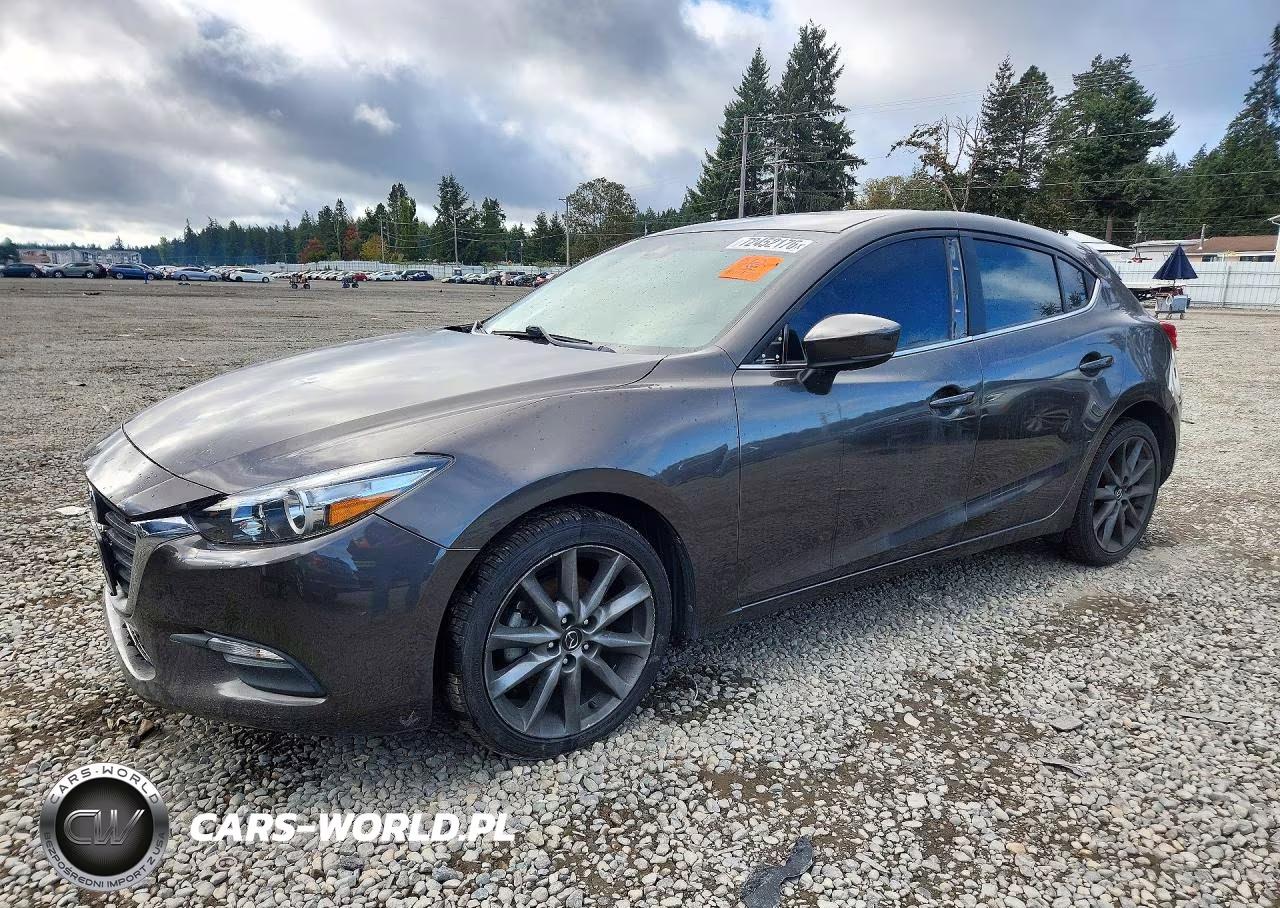 2018 Mazda 3 Touring VIN:3MZBN1L30JM188262 - 1