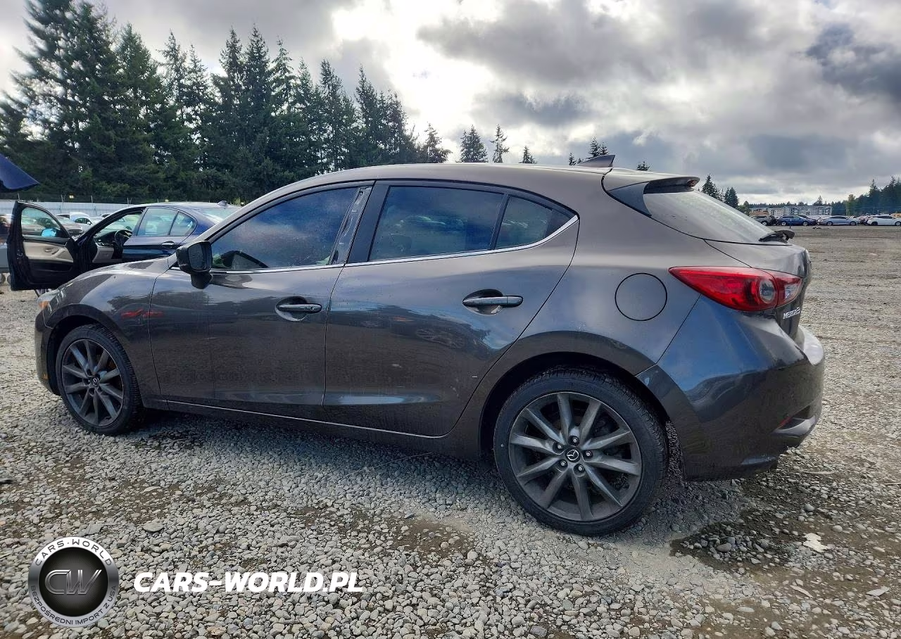 2018 Mazda 3 Touring VIN:3MZBN1L30JM188262 - 2