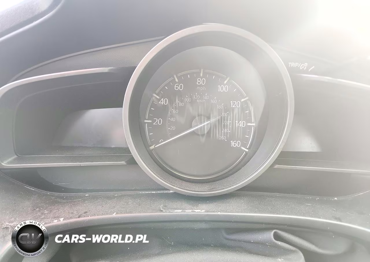 2018 Mazda 3 Touring VIN:3MZBN1L30JM188262 - 9
