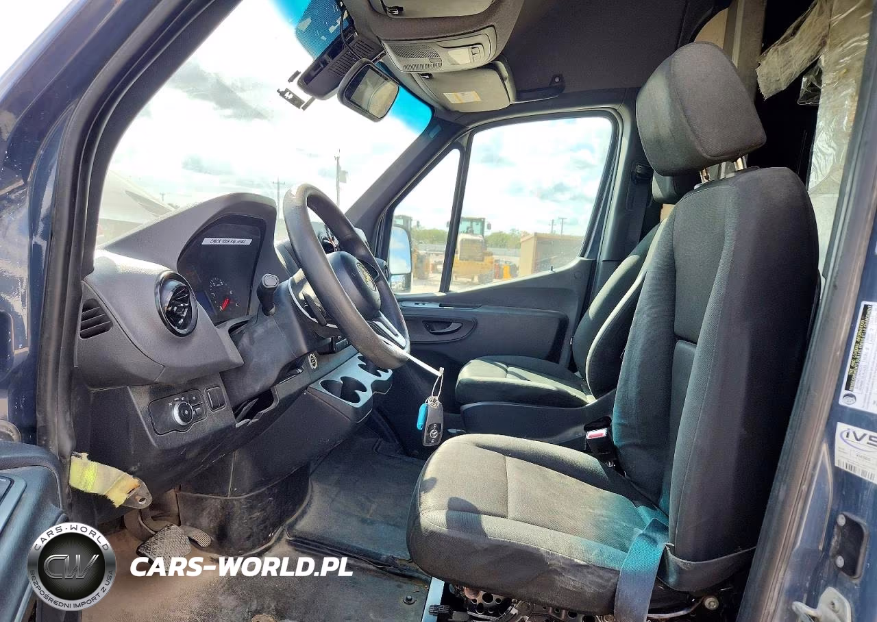 2019 Mercedes-Benz Sprinter 2500-3500 Delivery Van VIN:WD4PF0CD3KP096069 - 7