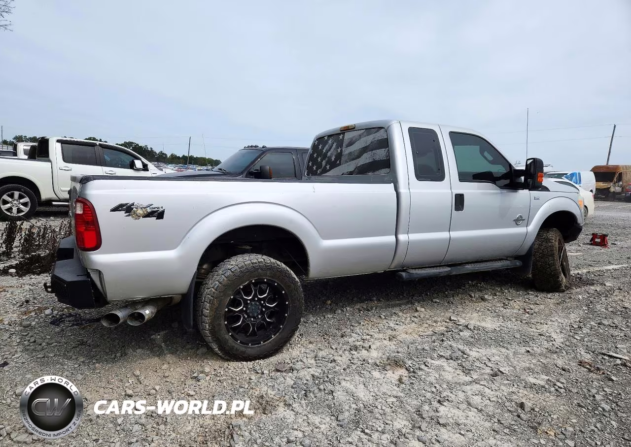 2012 Ford F250 Super Duty VIN:1FT7X2BT6CEC11336 - 3