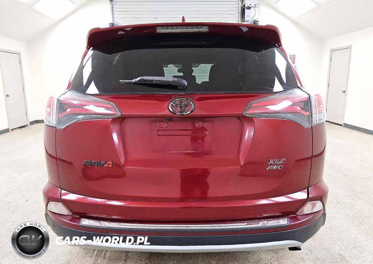 2018 Toyota Rav4 Xle VIN:JTMRFREV9JD221735 - 6