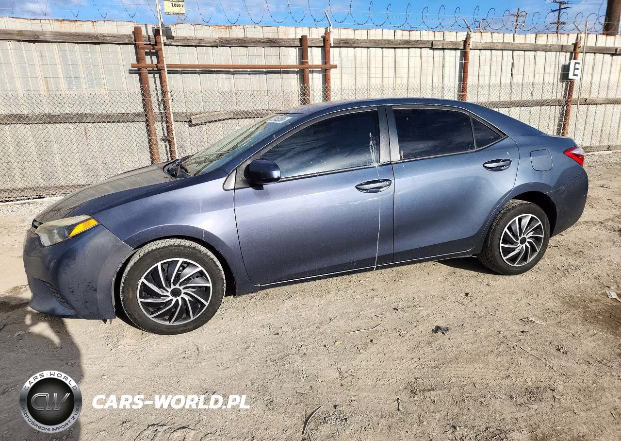 2014 Toyota Corolla Le – zdjęcie 1 z 12