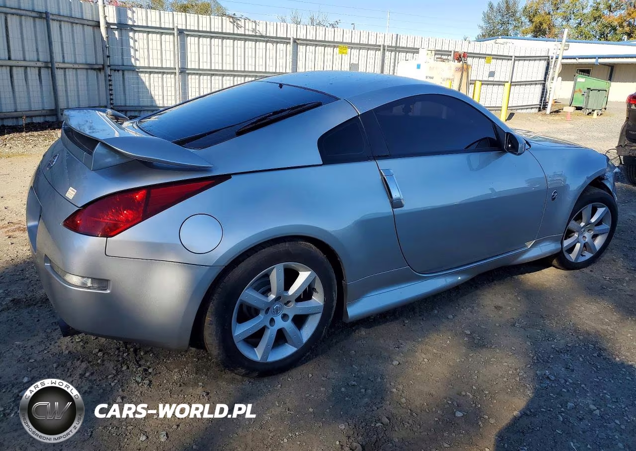 2003 Nissan 350Z Coupe VIN:JN1AZ34E53T018582 - 3