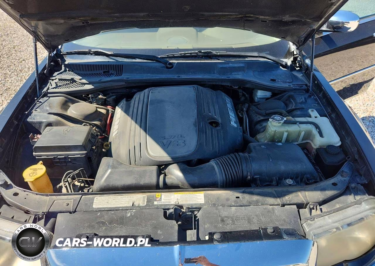 2010 Chrysler 300C VIN:2C3CA6CT4AH126642 - 11
